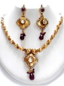 Polki Necklace Set